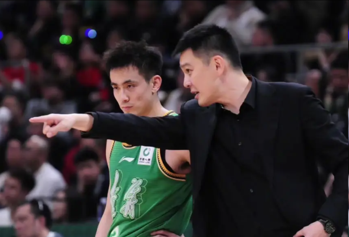 华体会官方网-三分6中1！欺负高诗岩未遂，输球直接退场，球迷：一点格局都没有